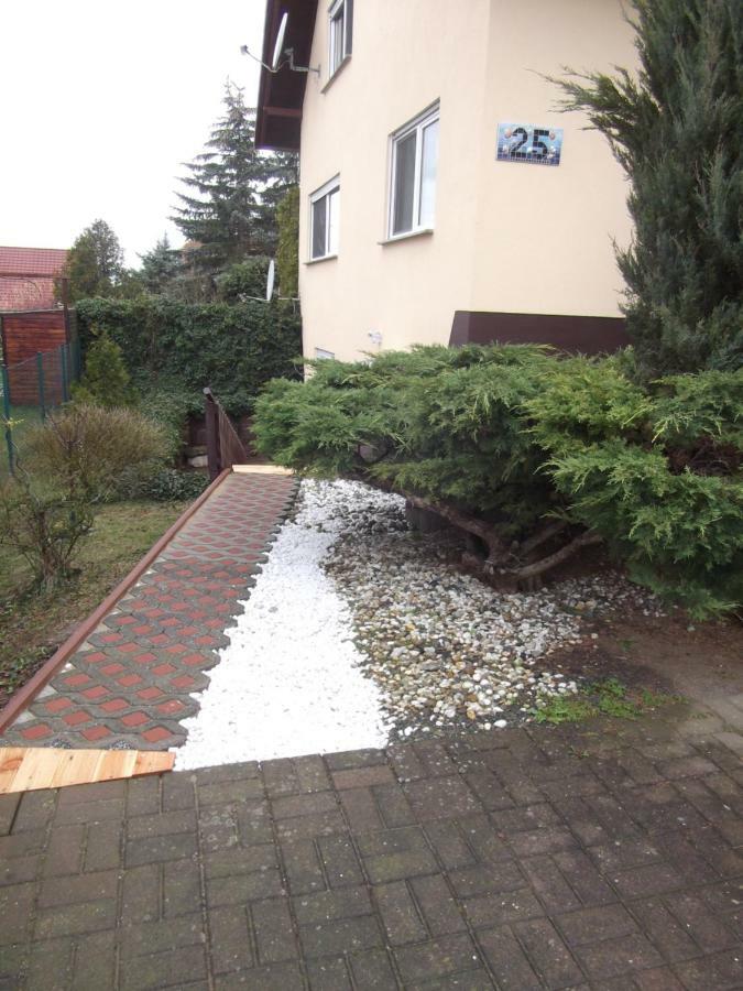 Pension "Am Zuckerberg" Brahmenau Buitenkant foto